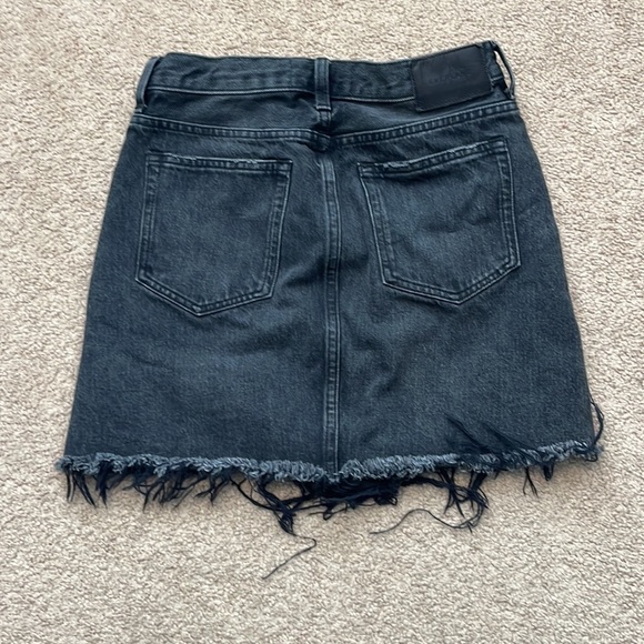 Everlane The Denim Black Skirt - Picture 3 of 8